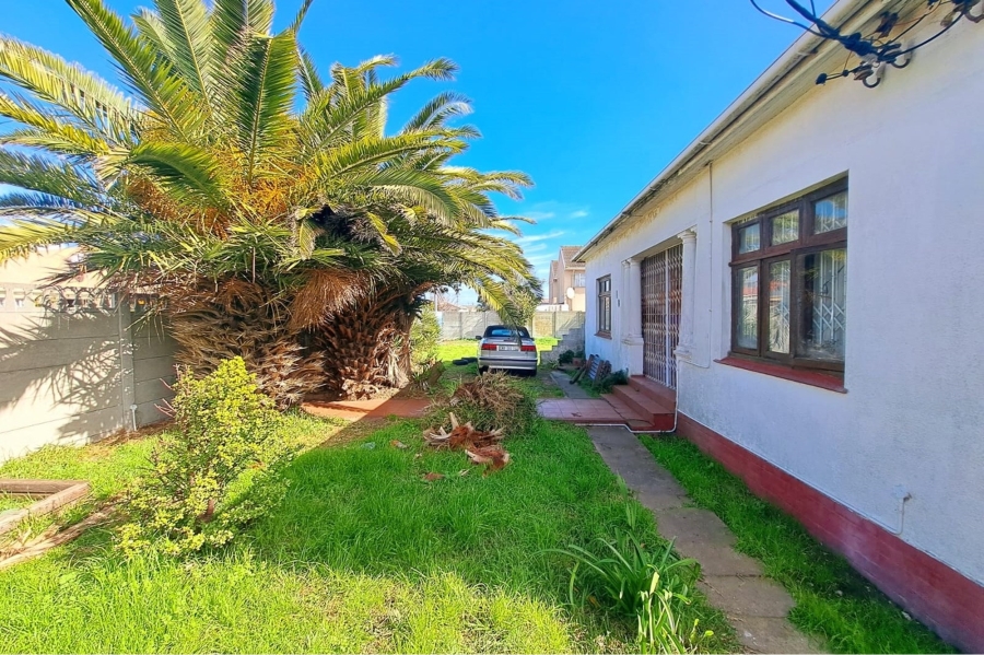 3 Bedroom Property for Sale in Rugby Western Cape